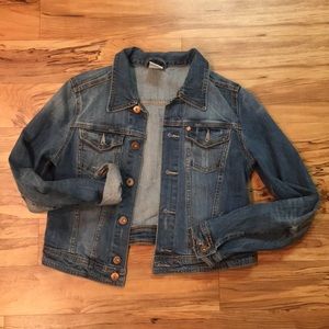 H&M Jackets & Coats - Mid Wash Denim Jacket H&M Jackets & Coats - Mid Wash Denim Jacket